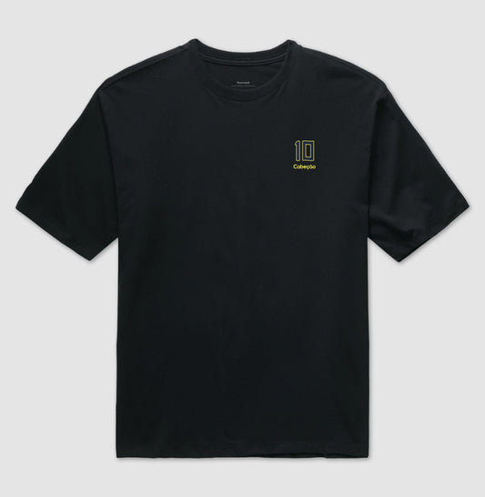 Camiseta ’Cabeção 10’’ - Alex (Oversized) - Unissex / Preta / P
